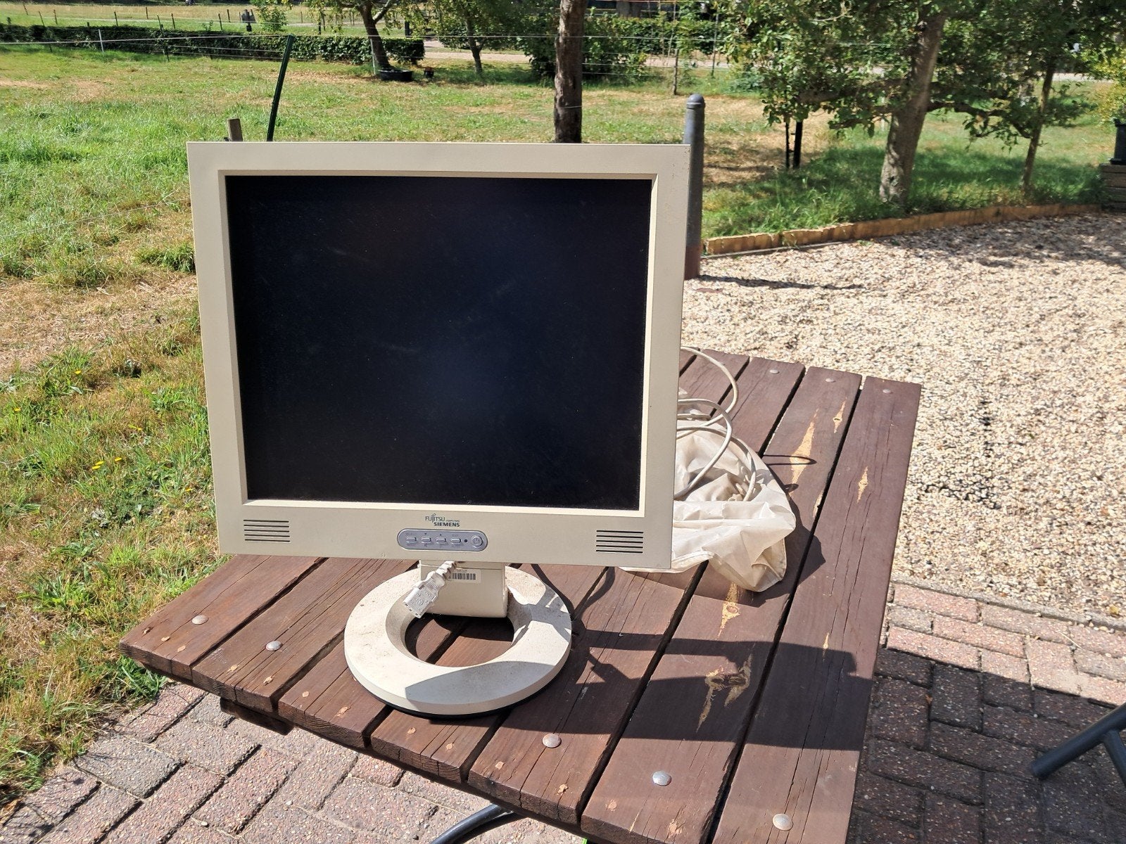 Fujitsu Siemens 17 inch monitor, Computers en Software, Monitoren, Ophalen of Verzenden