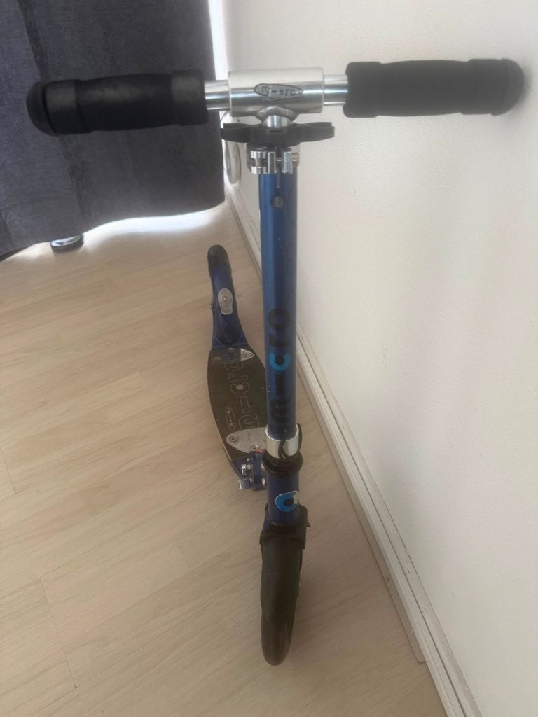 Micro Classic Step 200 mm – Origineel Swiss Design - Blauw, Fietsen en Brommers, Steps, Ophalen of Verzenden, Gebruikt, Gewone step