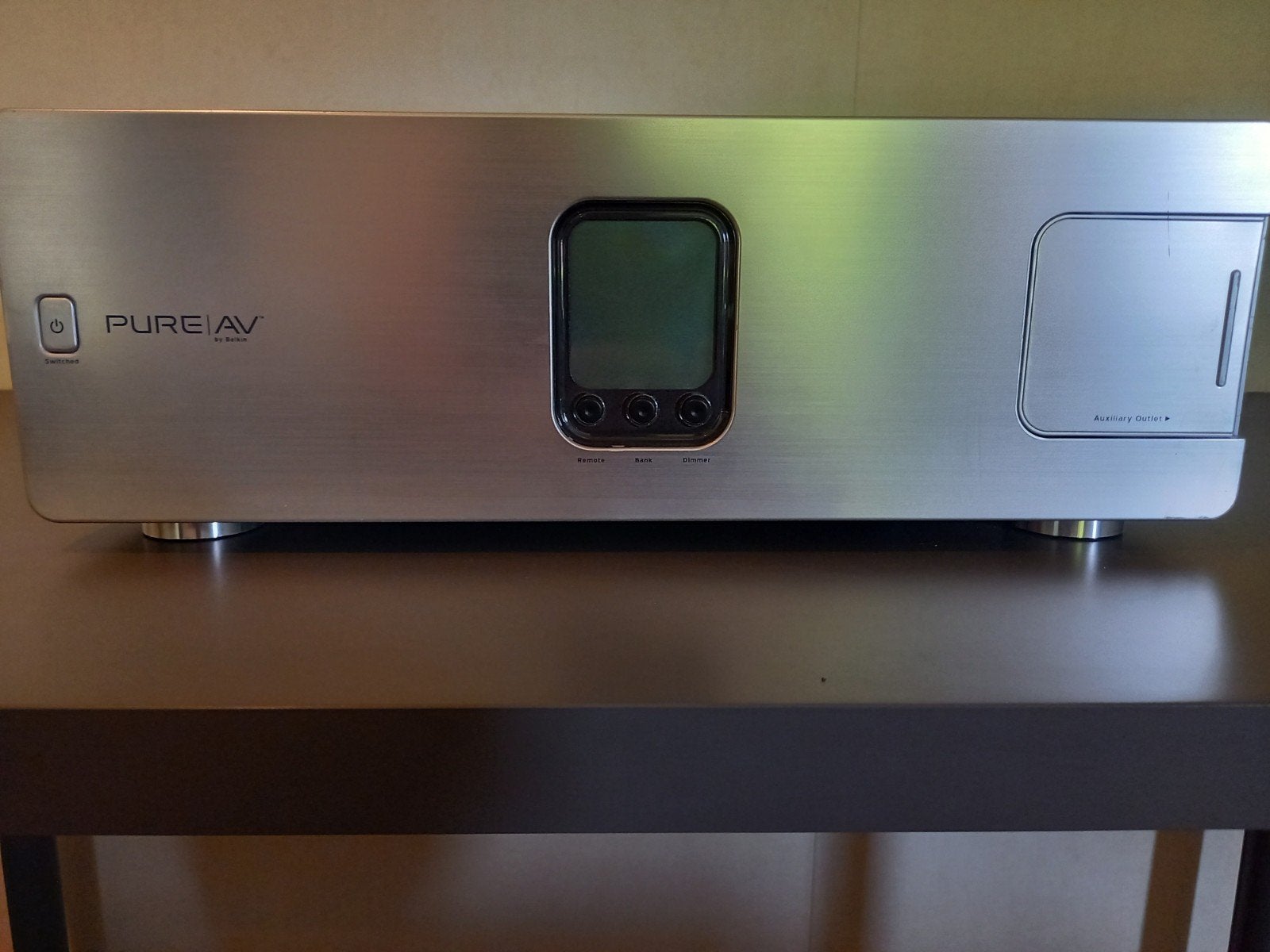 BELKIN PURE-AV HIGH-END NETFILTER/POWERCONDITIONER Z.G.A.N., Audio, Tv en Foto, Ophalen of Verzenden, Zo goed als nieuw, Overige kabels