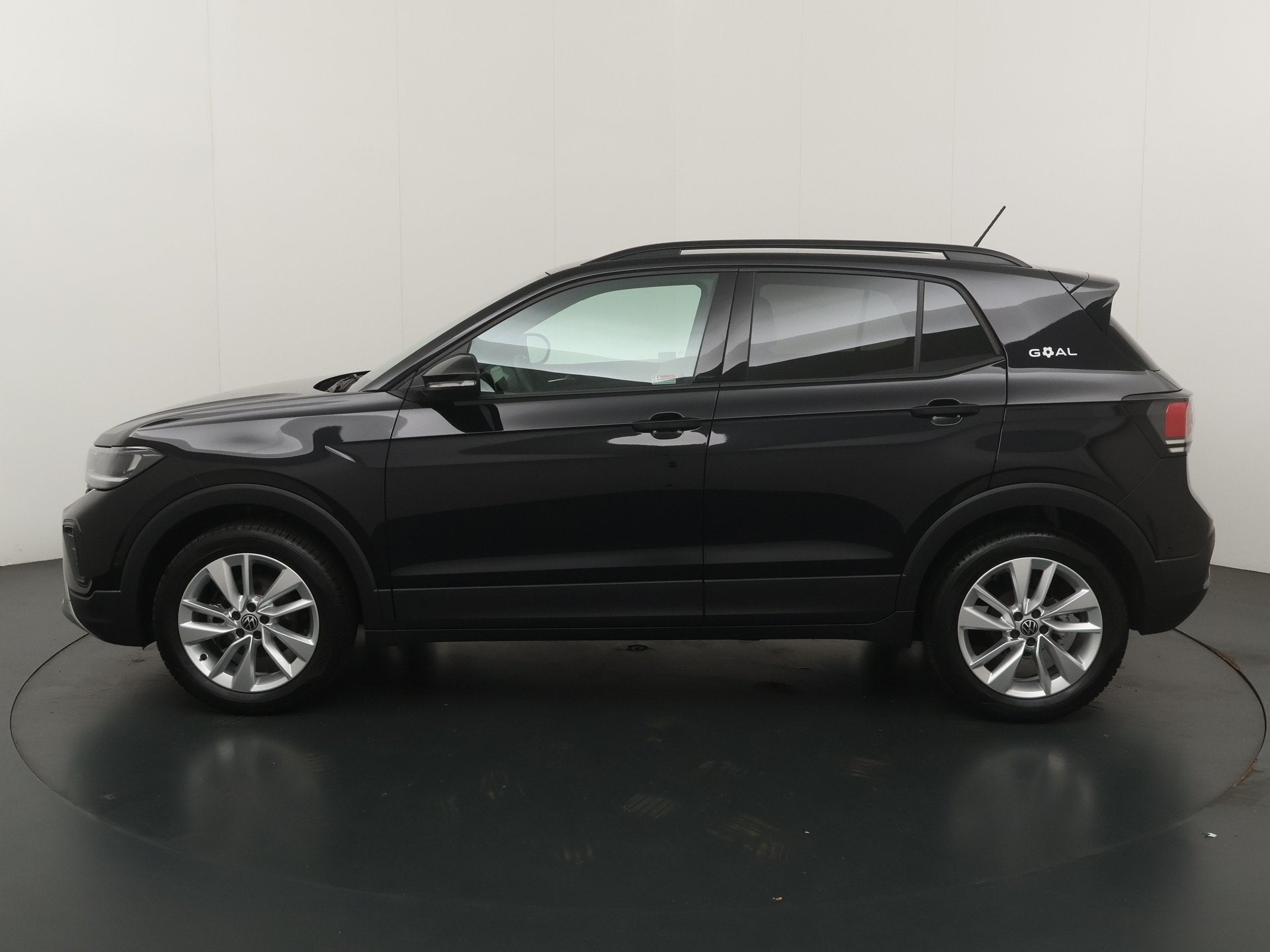 Volkswagen T-Cross TSI Goal Edition 115pk | Trekhaak | Stoel, Auto's, Volkswagen, Gebruikt, 116 pk, Zwart, Bedrijf