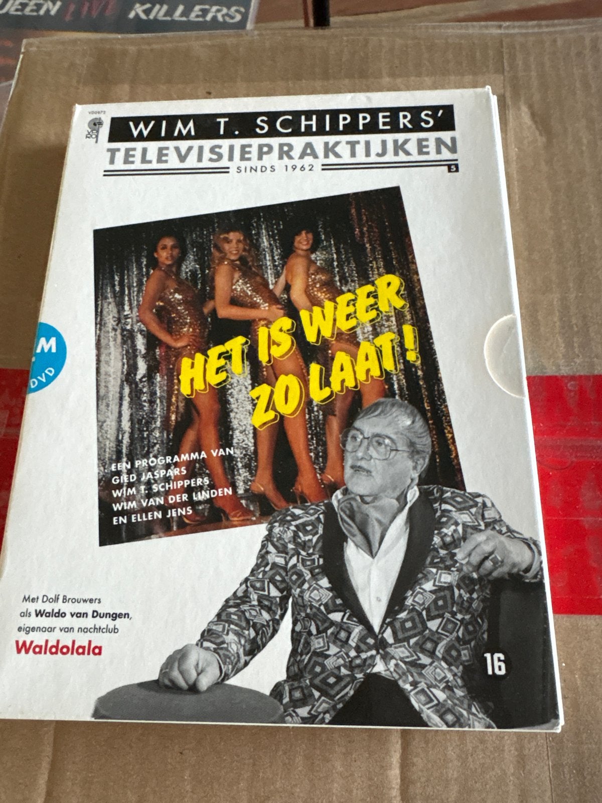 Wim T. Schippers' Televisiepraktijken: Het is weer zo laat!, Bonusmateriaal, Vanaf 16 jaar, Zo goed als nieuw, Komedie