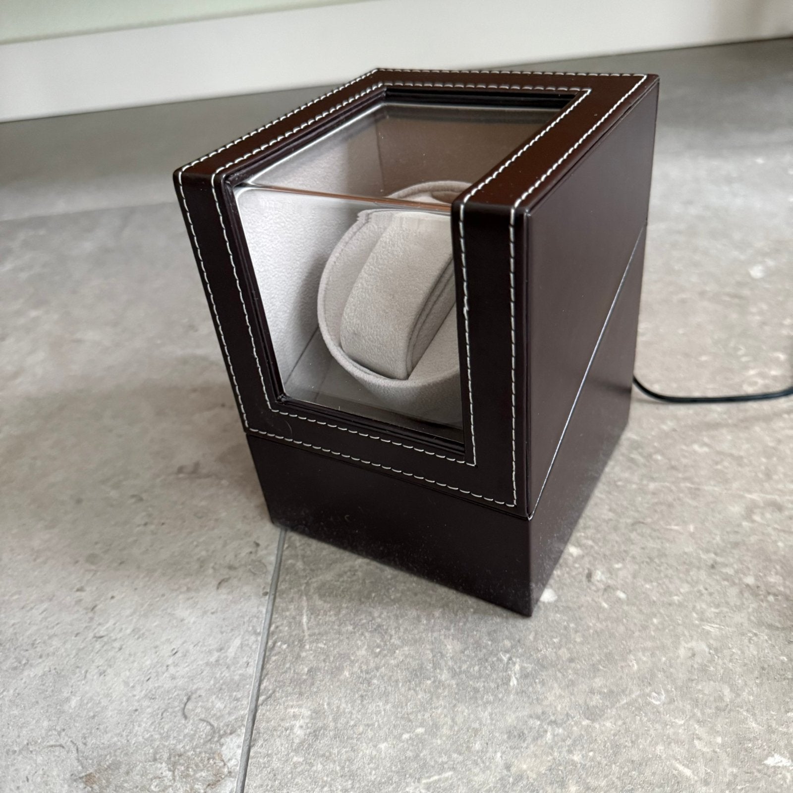 Watchwinder, Sieraden, Tassen en Uiterlijk, Horloges | Heren, Overige materialen, Overige materialen, Zo goed als nieuw, Ophalen