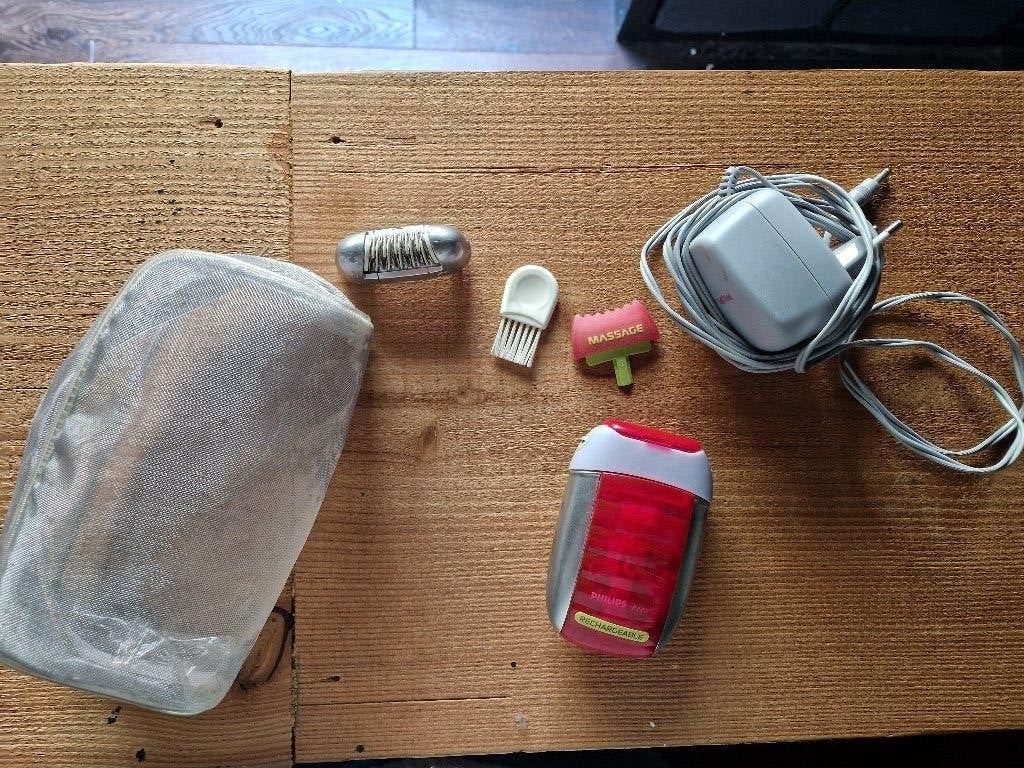 Philips Satinelle massage epileren en scheren in 1, Ophalen of Verzenden, Zo goed als nieuw, Scheren en Epileren