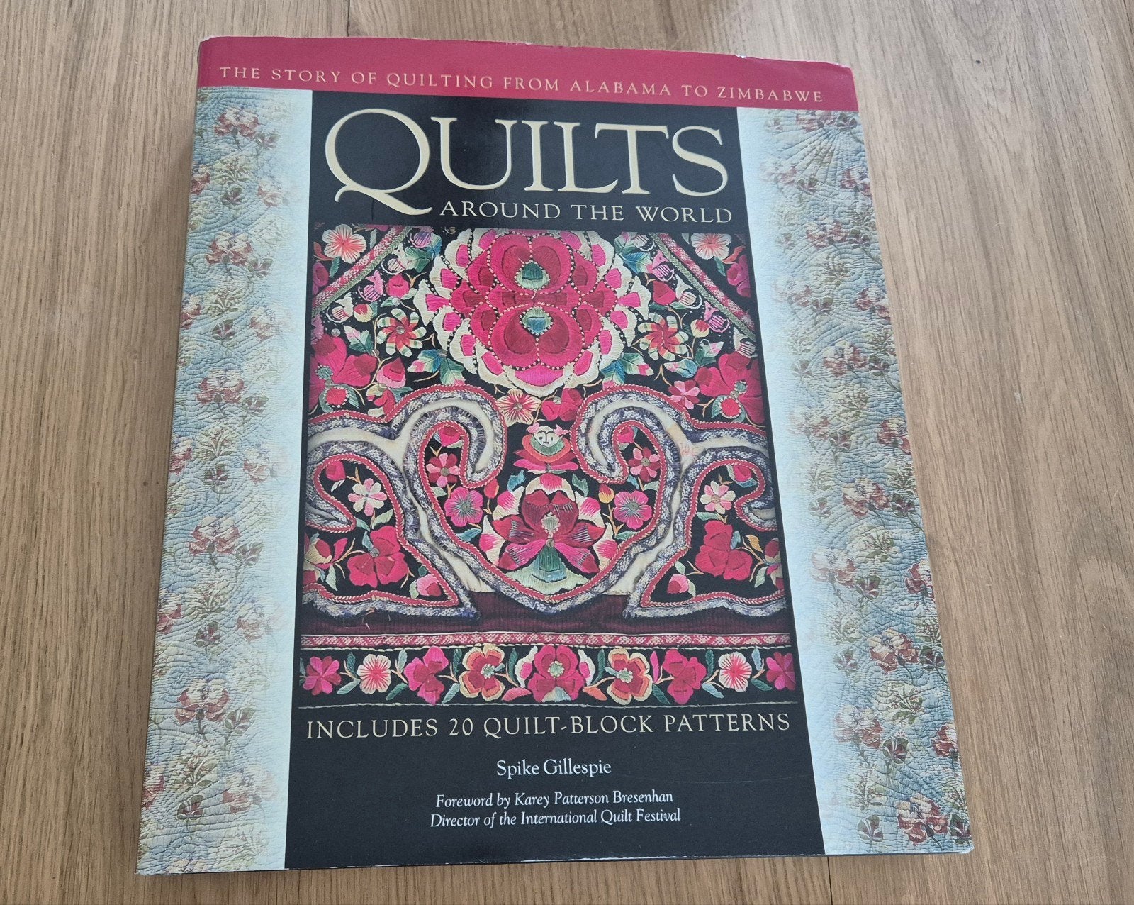 Quilts Around the World - Hardcover Boek in Topstaat, Ophalen of Verzenden, Zo goed als nieuw
