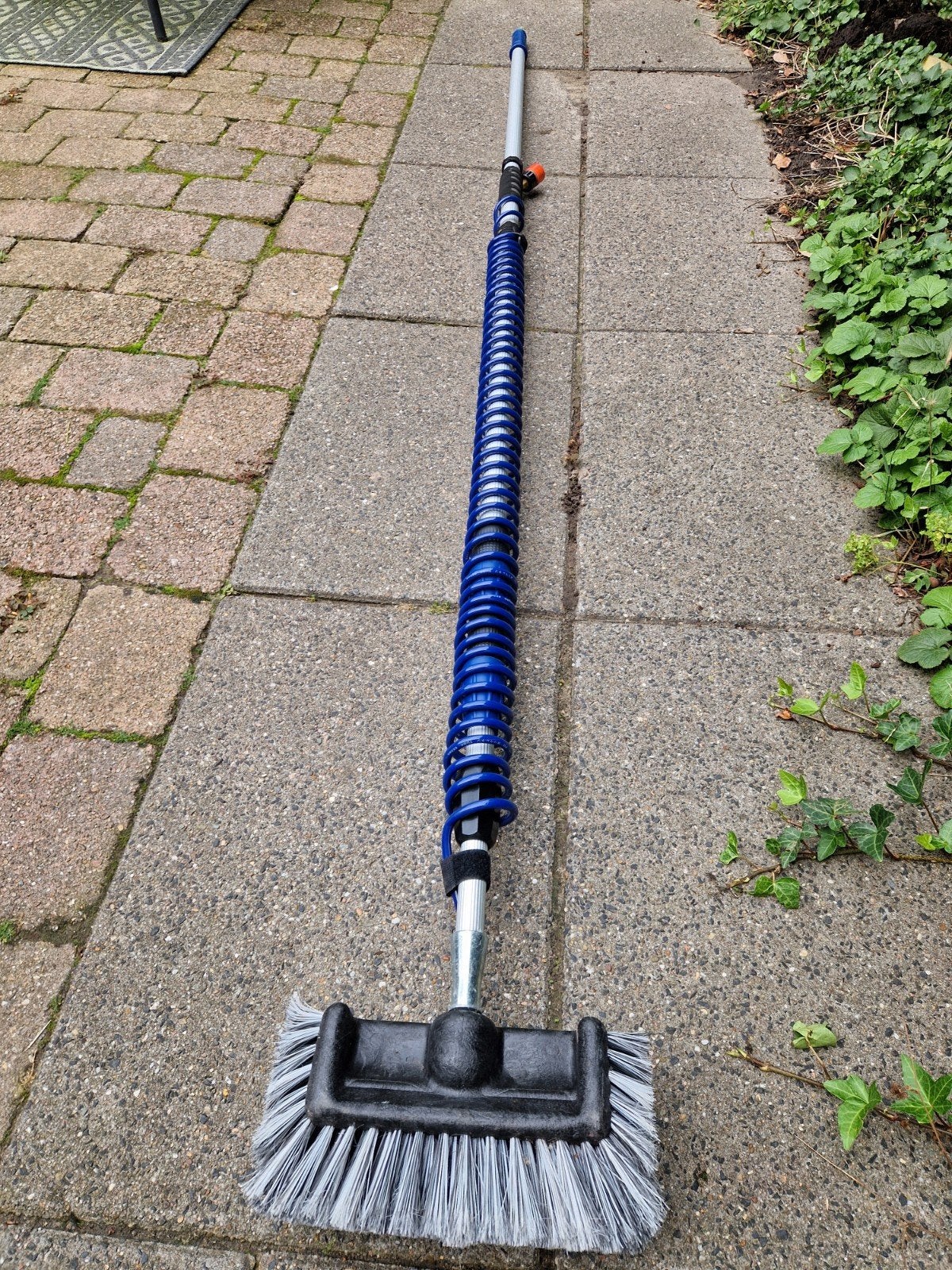 Telescopische raamborstel, Ophalen