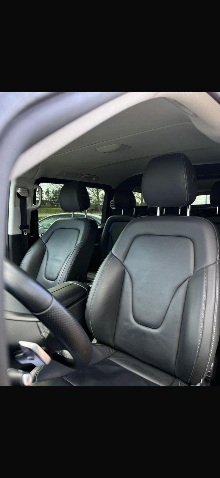 Mercedes-Benz V-klasse 300 D 2021 Grijs, Auto's, Dealer onderhouden, 2410 kg, Diesel, Particulier