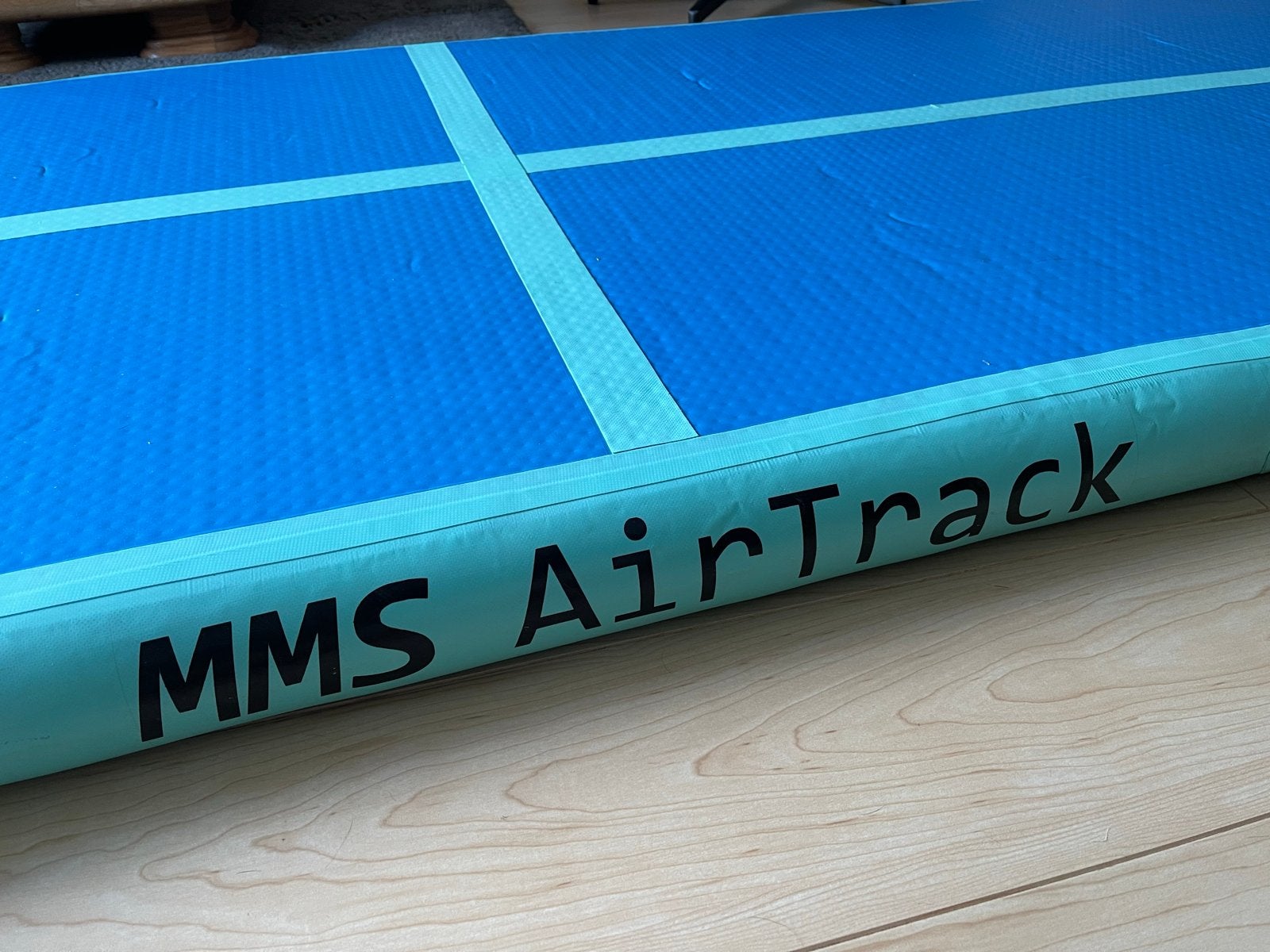 MMS AirTrack met pomp - 3 meter bij 1 meter, Sport en Fitness, Turnen, Ophalen, Kindermaat 122 t/m 140, Zo goed als nieuw, Blauw