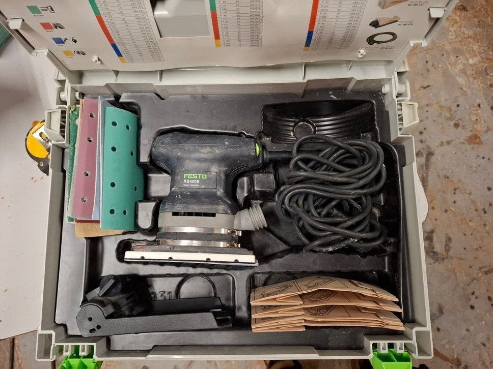 festool rs400 schuurmachine met systainer, Ophalen of Verzenden, Zo goed als nieuw, Minder dan 600 watt, Vlakschuurmachine