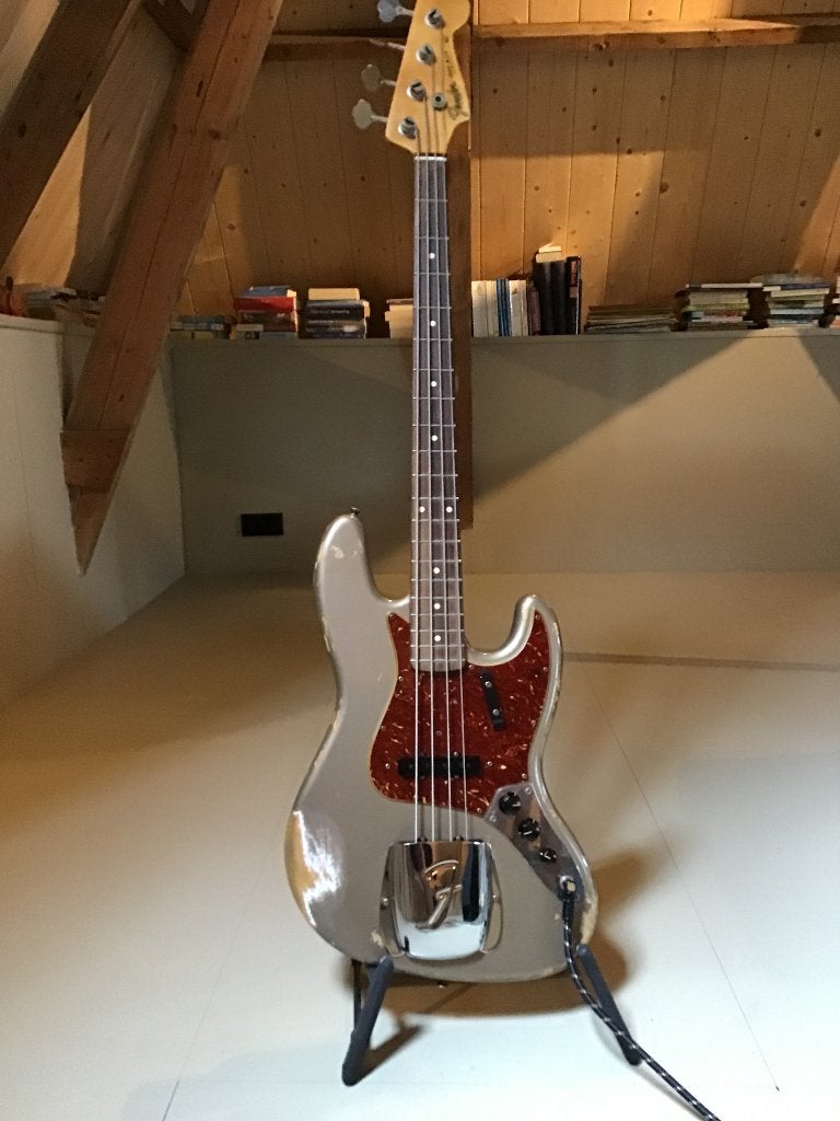 Fender Jazz basgitaar, Muziek en Instrumenten, Snaarinstrumenten | Gitaren | Bas, Ophalen, Zo goed als nieuw, Elektrisch