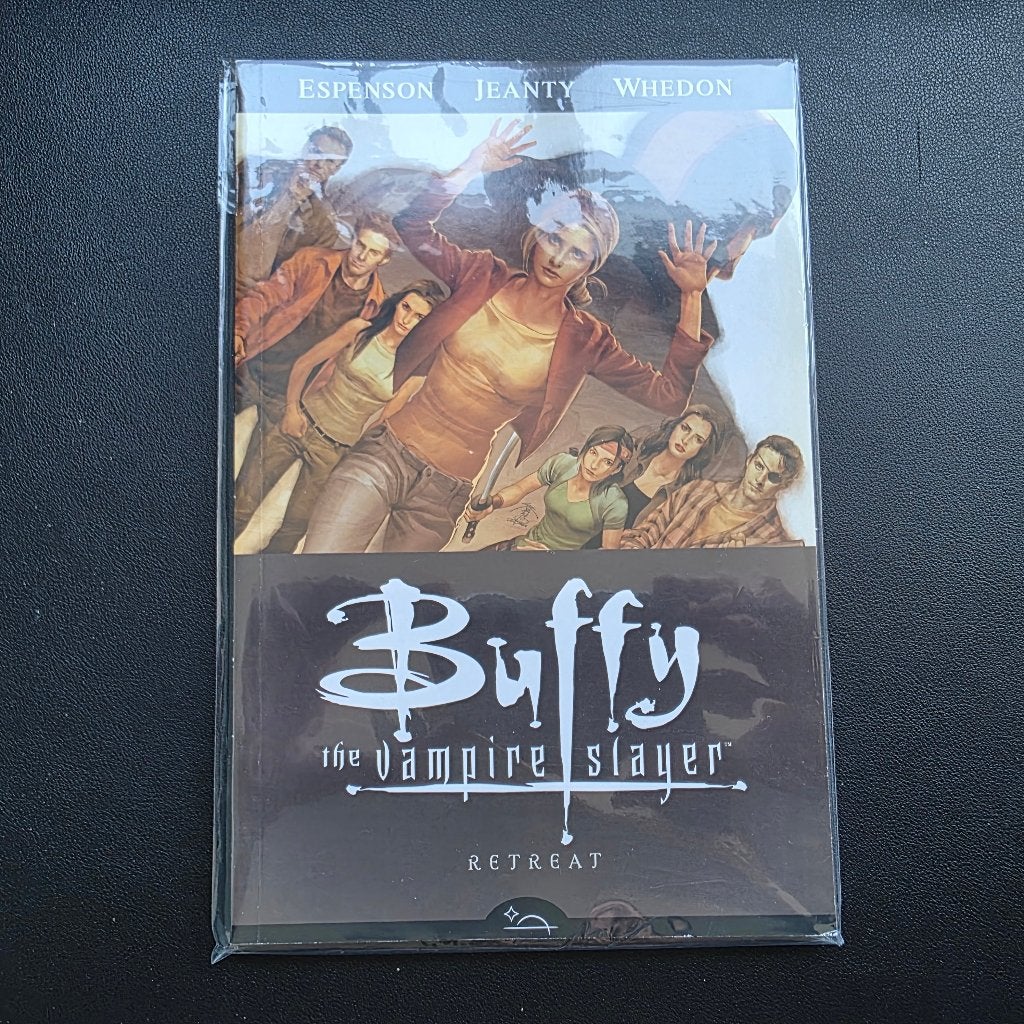 TPB Buffy the Vampire Slayer "Retreat" (Seizoen 8 deel 6), Boeken, Meerdere comics, Ophalen of Verzenden, Zo goed als nieuw, Amerika