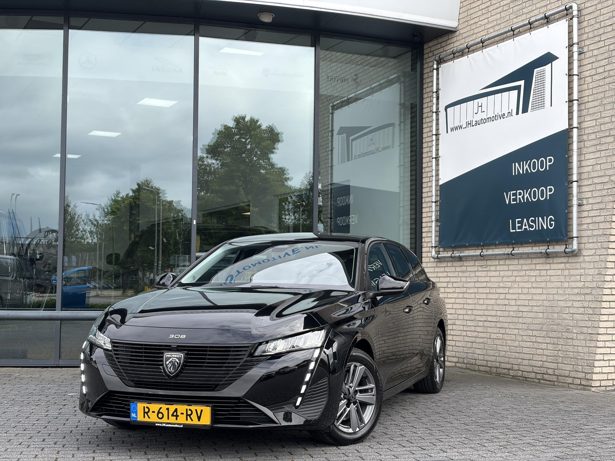 Peugeot 308 SW 1.2*LED*CRUISE*AGR STOEL*NAVI*CARPLAY*, Auto's, Voorwielaandrijving, Stof, Zwart, Origineel Nederlands