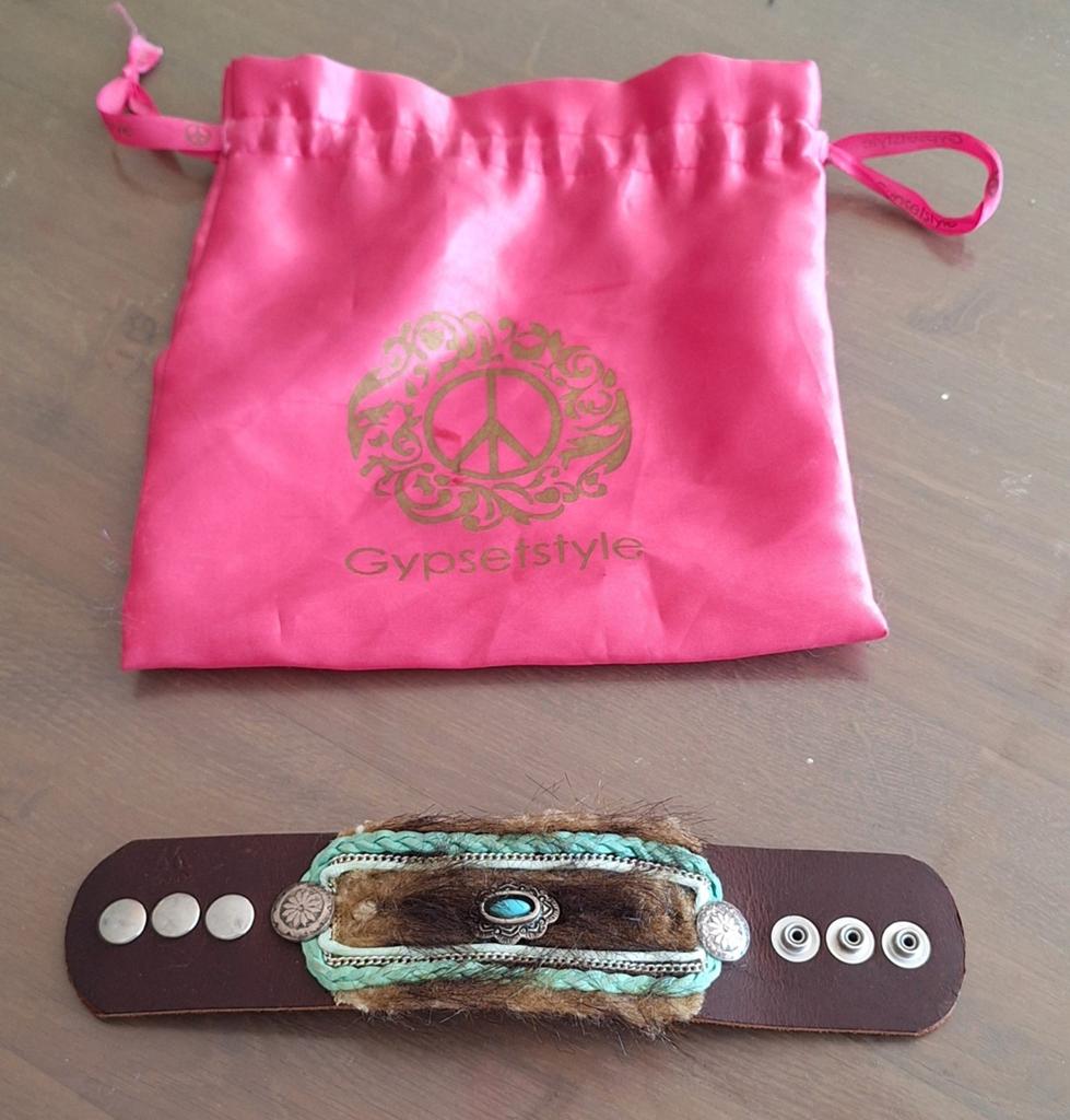 Gypset stijl leren armband met turquoise en nep-bont, Bruin, Leer, Ophalen of Verzenden, Zo goed als nieuw