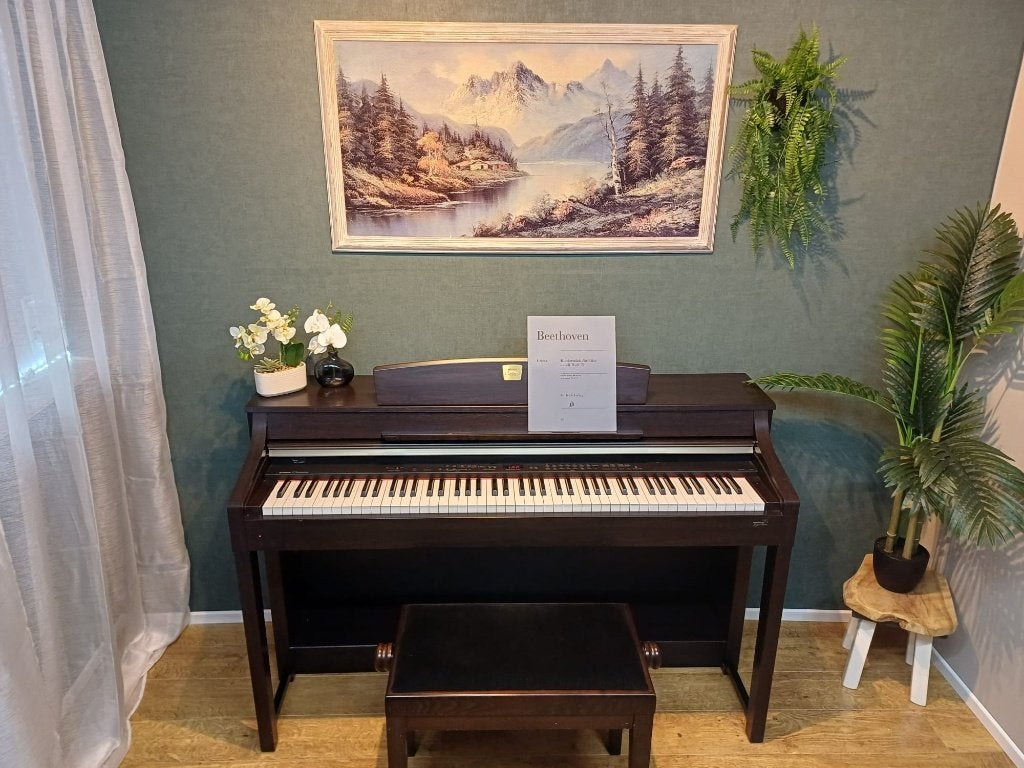 Yamaha Clavinova CLP-370 – zeer nette staat, Bruin, ., Digitaal, Ophalen of Verzenden