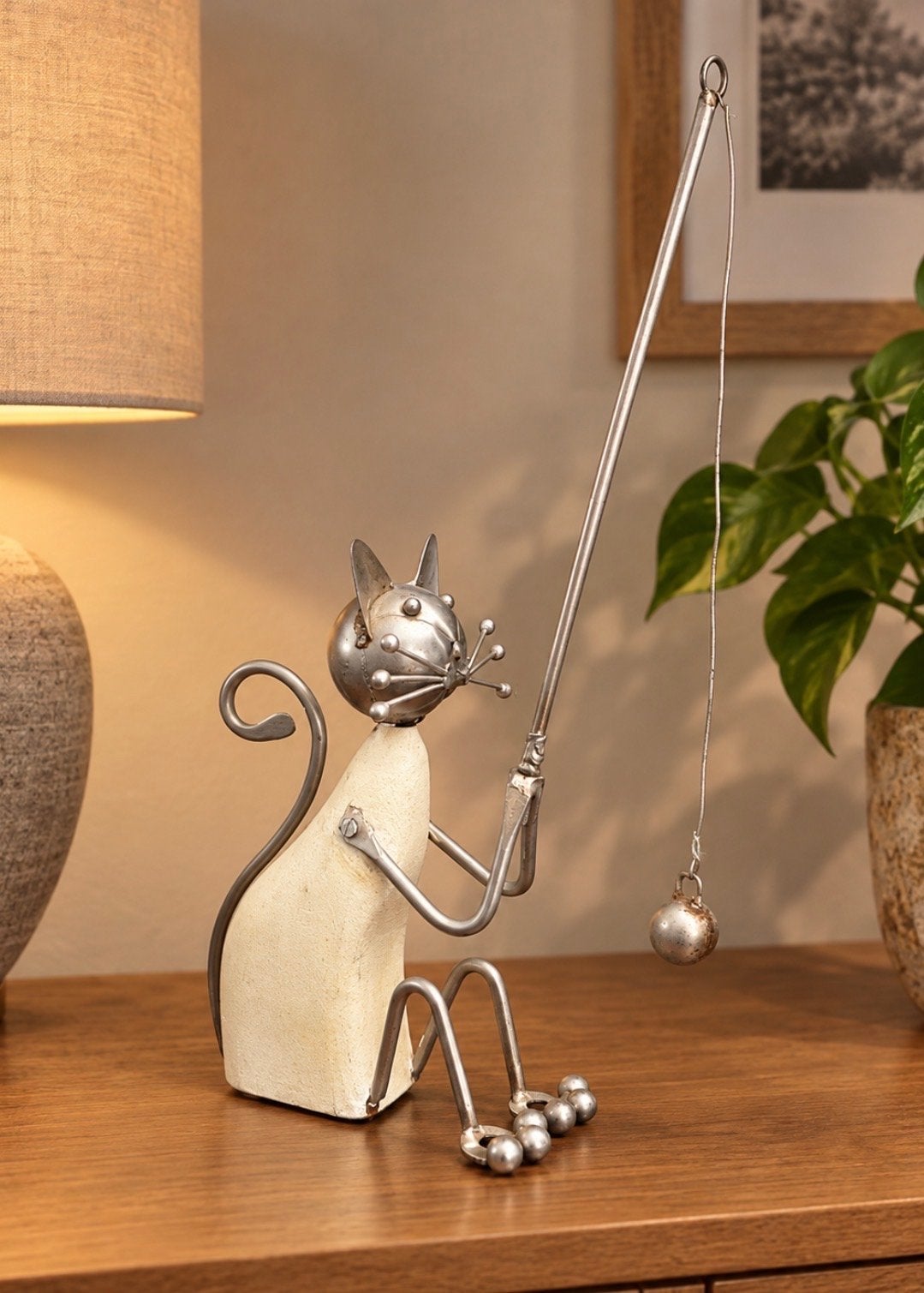 Metalen kat met hengel - Decoratief beeldje, Ophalen of Verzenden, Zo goed als nieuw, Zilver, Metaal