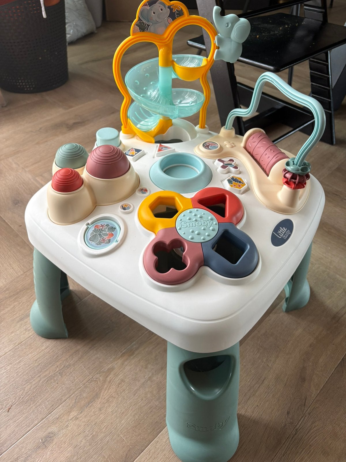 Leuk speeltafeltje van Smoby, Ophalen, Zo goed als nieuw