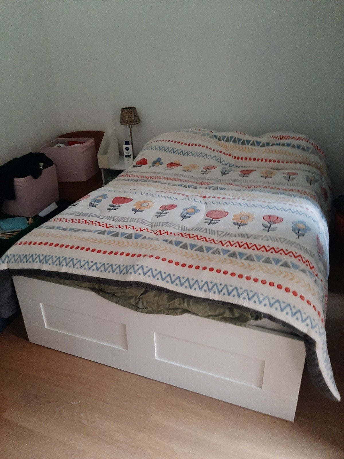 Tweepersoonsbed Brimnes IKEA, Huis en Inrichting, Slaapkamer | Complete slaapkamers, Ophalen, Zo goed als nieuw, Tweepersoons