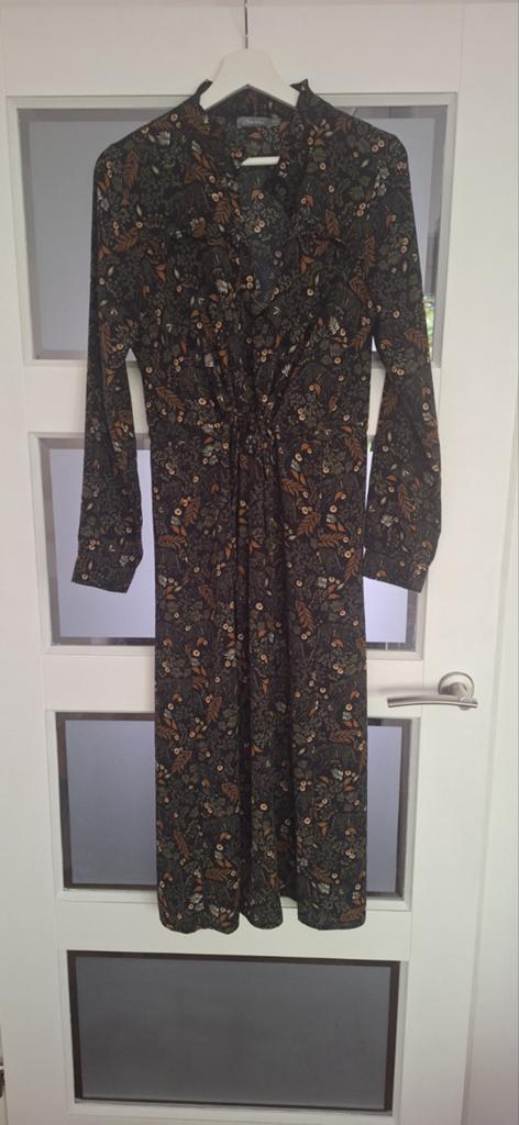 Geisha jurk met bloemenprint, Maat 38/40 (M), Geisha, Zwart, Ophalen of Verzenden
