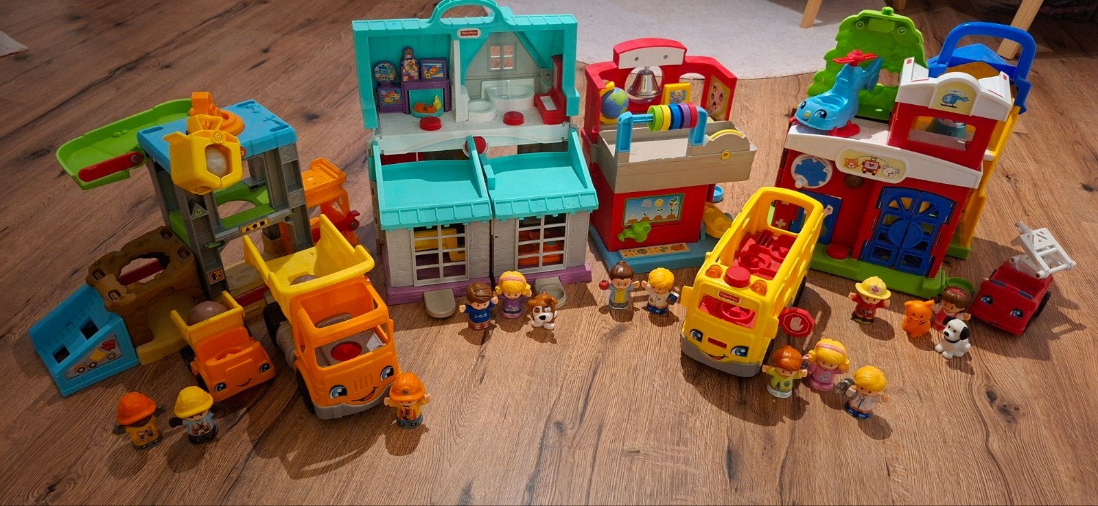 6 little people sets, Ophalen of Verzenden, Zo goed als nieuw, Speelset, Met licht