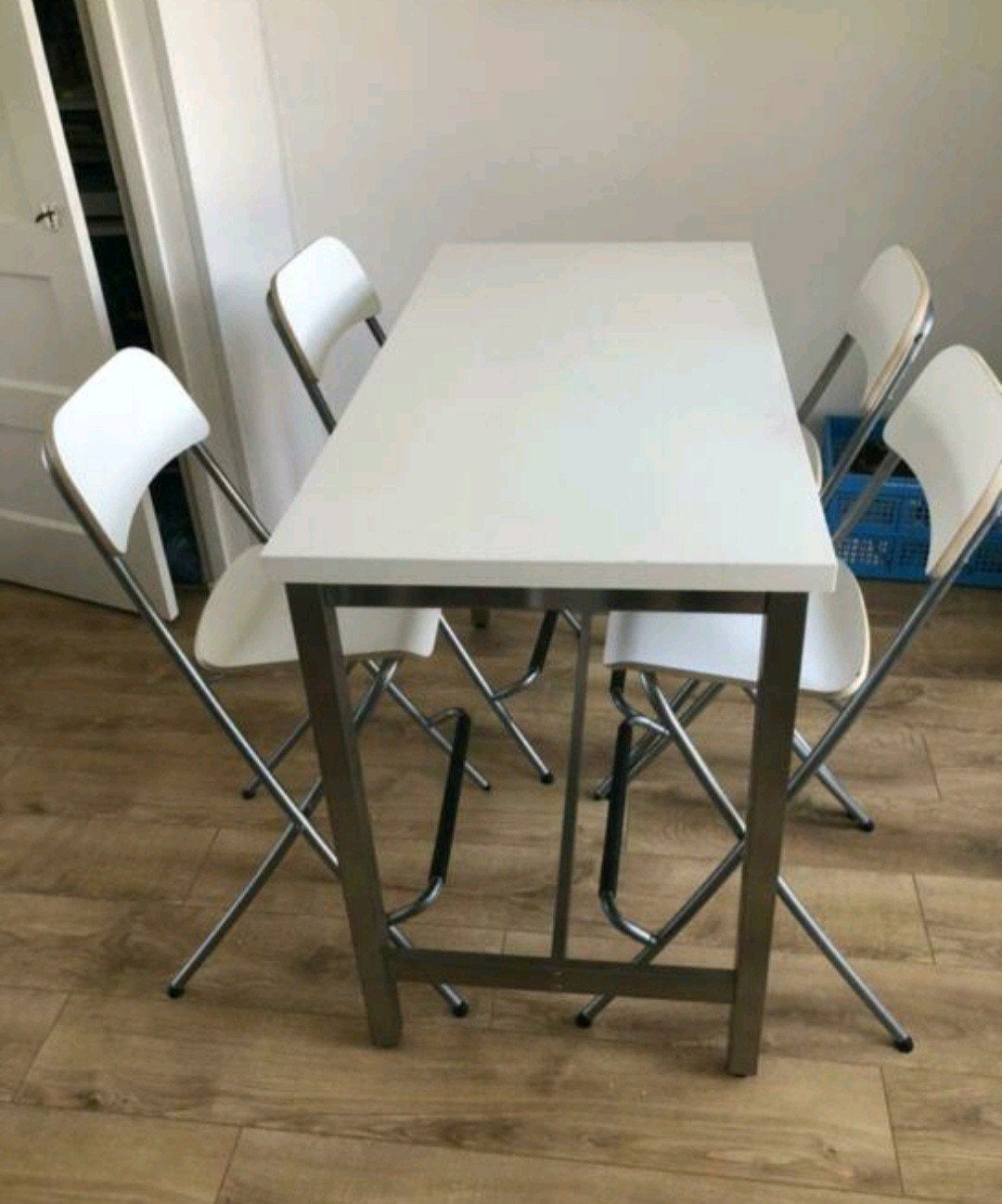 Witte bartafel met 4 bijpassende stoelen., Ophalen, Gebruikt, 100 tot 150 cm, 50 tot 100 cm