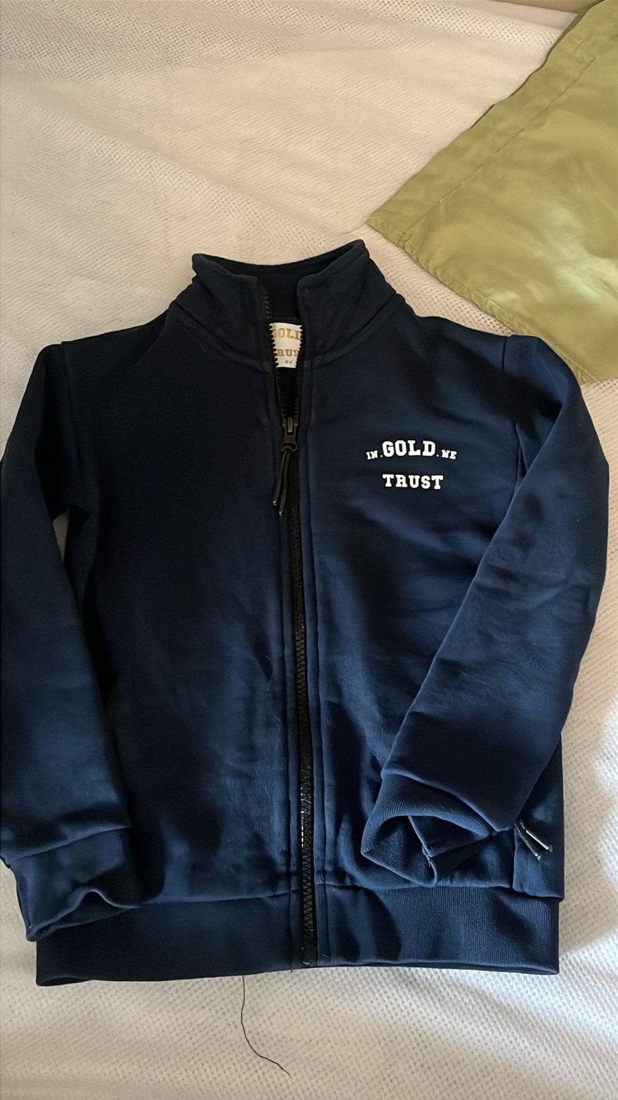 In Gold We Trust vest - Zo goed als nieuw, Kinderen en Baby's, Kinderkleding | Maat 104, Ophalen of Verzenden, Zo goed als nieuw