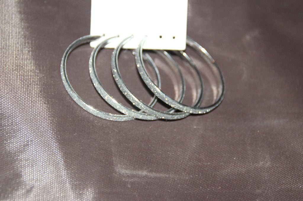 oorringen 2 paar 4,5cm (nieuw), Sieraden, Tassen en Uiterlijk, Oorbellen, Ophalen of Verzenden, Nieuw, Overige kleuren, Overige materialen