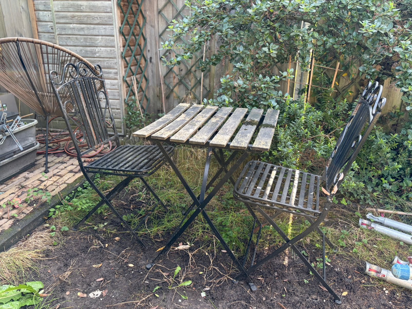 Bistro tafelsetje opknapper, Tuin en Terras, Gebruikt, Hout, Eettafel, Ophalen