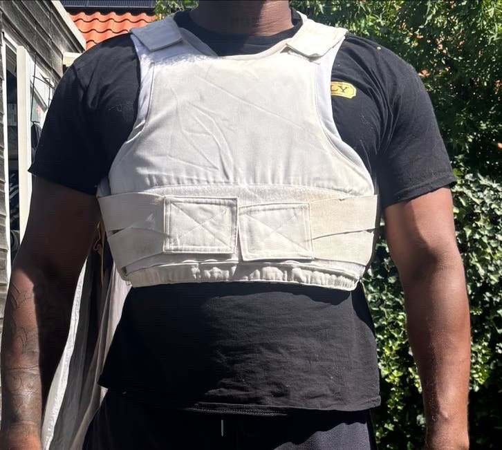 Ballistisch / Kogelwerend Vest – Body Armor – Wit – Gebruikt, Ophalen, Overige soorten, Nederland, Kleding of Schoenen
