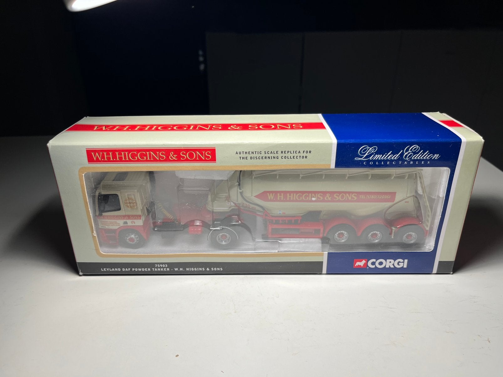 Corgi Toys - Leyland Daf Powder Tanker - Schaal 1:50, Verzenden, Zo goed als nieuw, Bus of Vrachtwagen, Corgi