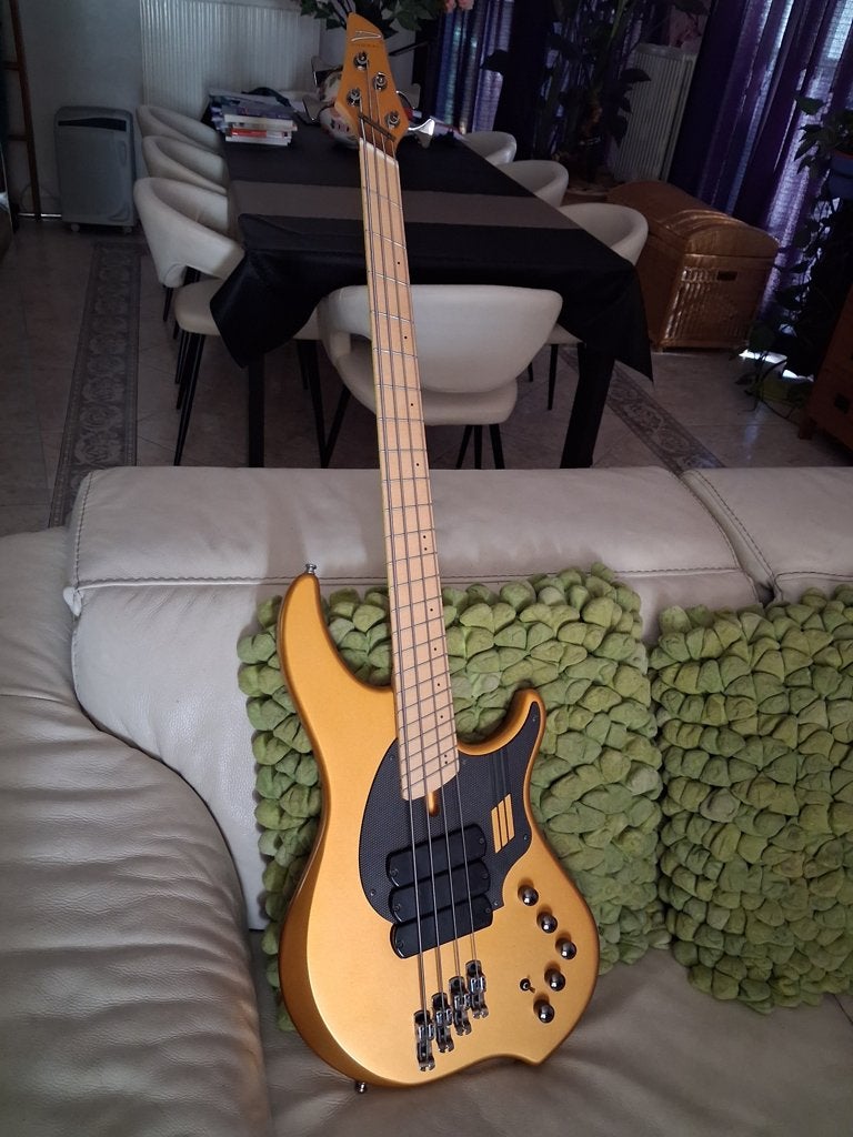 Dingwall NG 3 NOLLY Signature bass Matt Gold, Ophalen, Gebruikt, Elektrisch