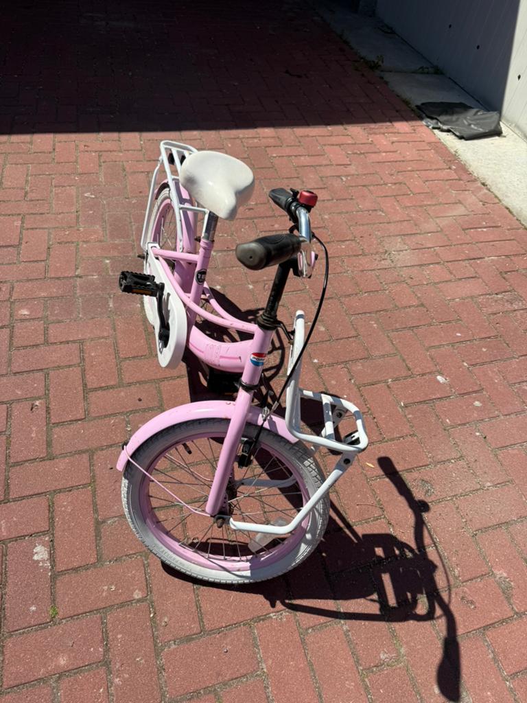 mooie meisjes fiets 18 inch, Ophalen, Zo goed als nieuw, 18 inch
