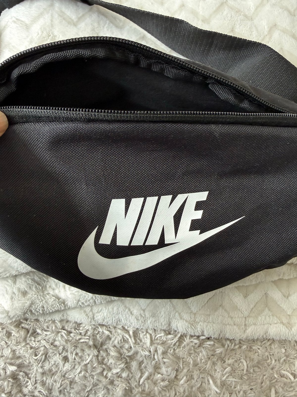Nike heuptas / schoudertas - Zwart, Ophalen of Verzenden, Gebruikt, Zwart, Overige typen