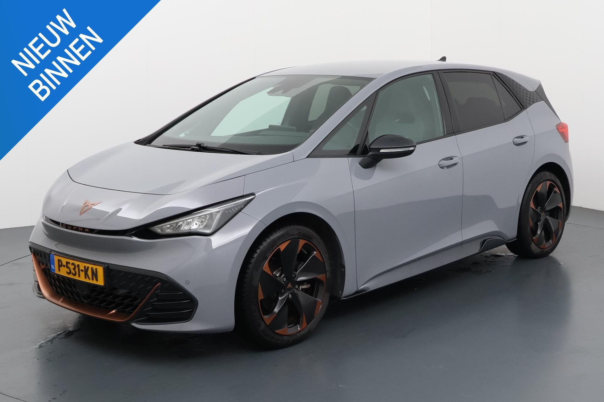 CUPRA BORN PERFORMANCE ONE 62 KWH (92% SOH) I STOELVERWARMIN, Auto's, Cupra, Automaat, Gebruikt, Automatische klimaatregeling