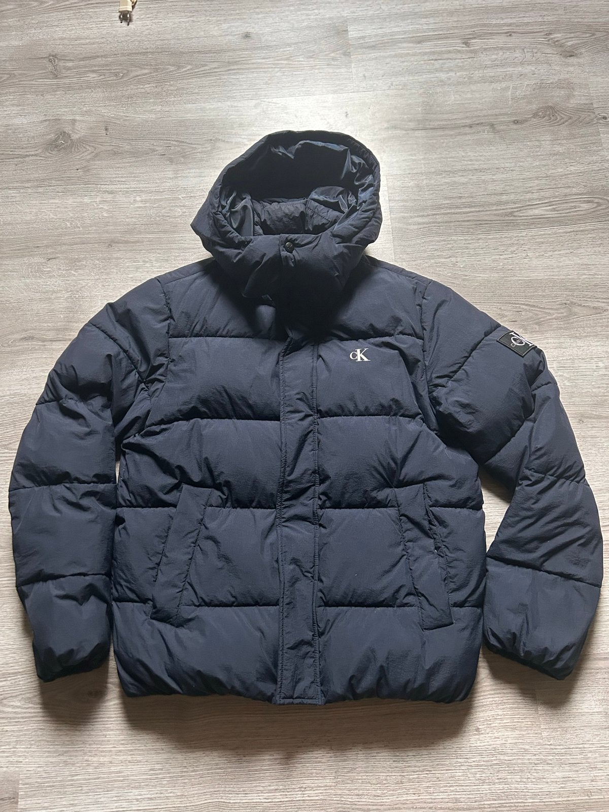 Calvin Klein Jeans Puffer Jacket met afneembare capuchon, Kleding | Heren, Ophalen of Verzenden, Zo goed als nieuw, Maat 56/58 (XL)