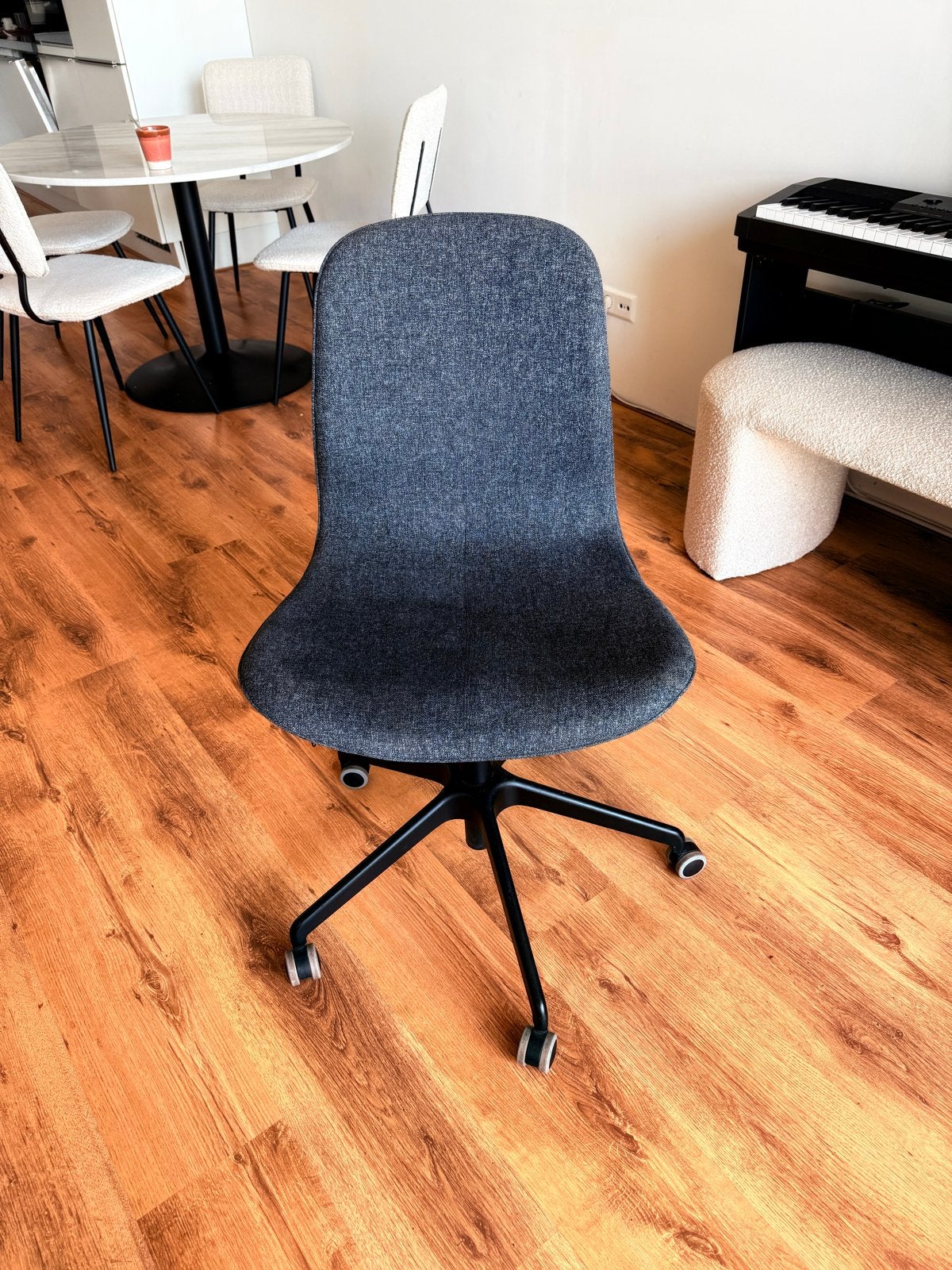 Foto 4 van Ikea Langfjall bureaustoel donkergrijs