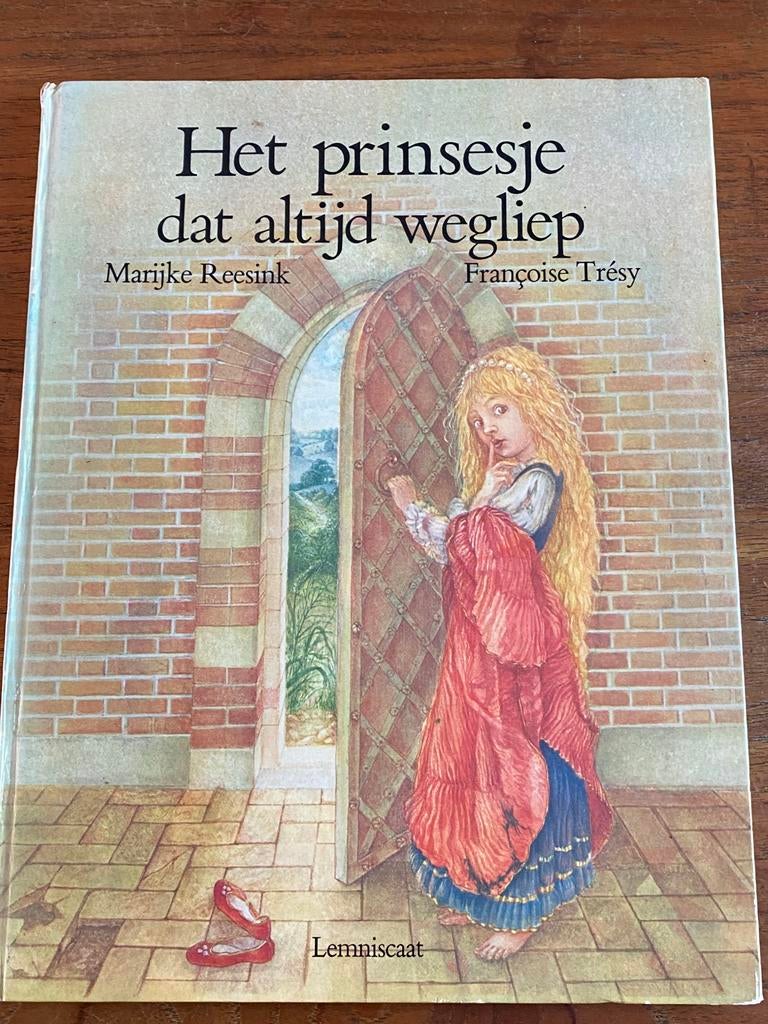 Het prinsesje dat altijd wegliep - M. Reesink, Lemniscaat, Boeken, Ophalen of Verzenden, Gelezen, Prentenboek