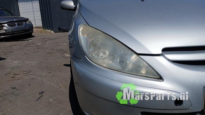 Koplamp rechts van een Peugeot 307, Auto-onderdelen, Gebruikt, -, -, Ophalen of Verzenden