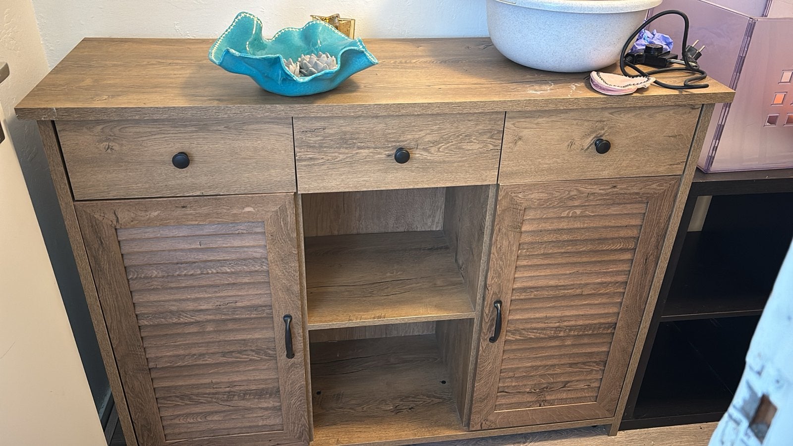 Houten dressoir met lades en deuren, Ophalen, 100 tot 150 cm, Zo goed als nieuw, Met lade(s)