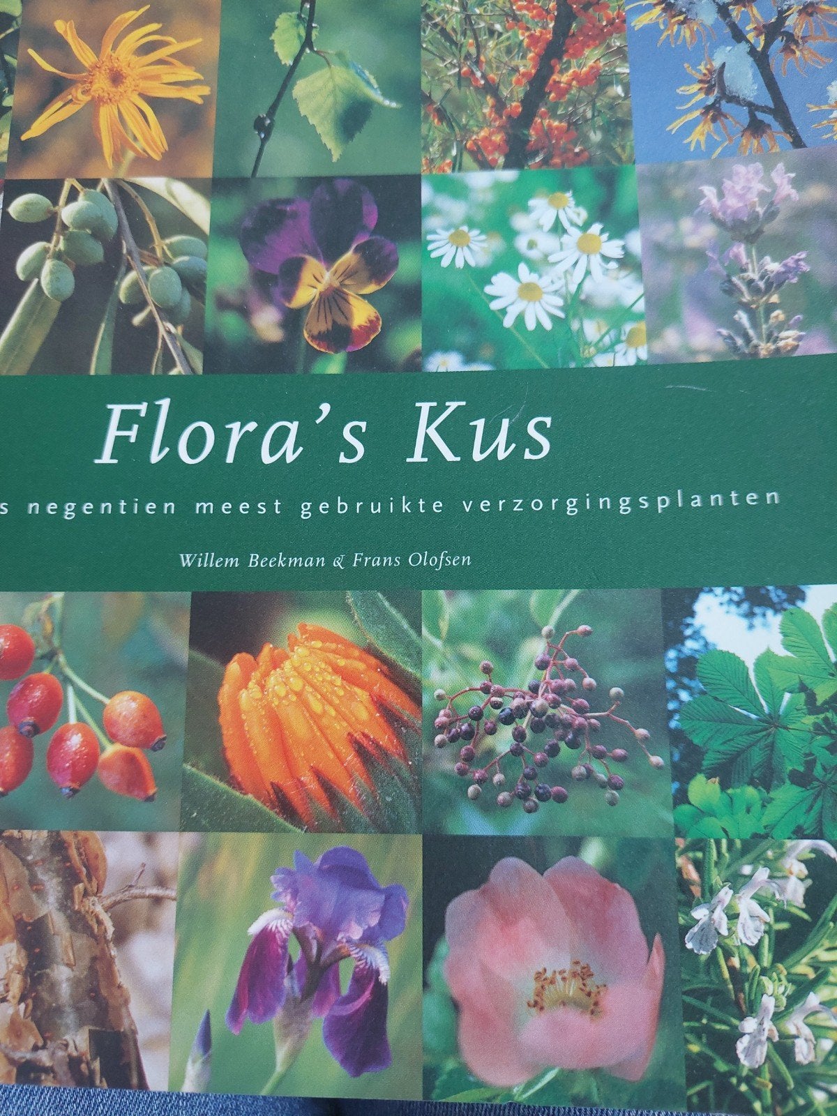 Flora's Kus - Willem Beekman & Frans Olofsen, Ophalen of Verzenden, Zo goed als nieuw, Bloemen, Planten en Bomen, Willem Beekman & Frans Olofsen