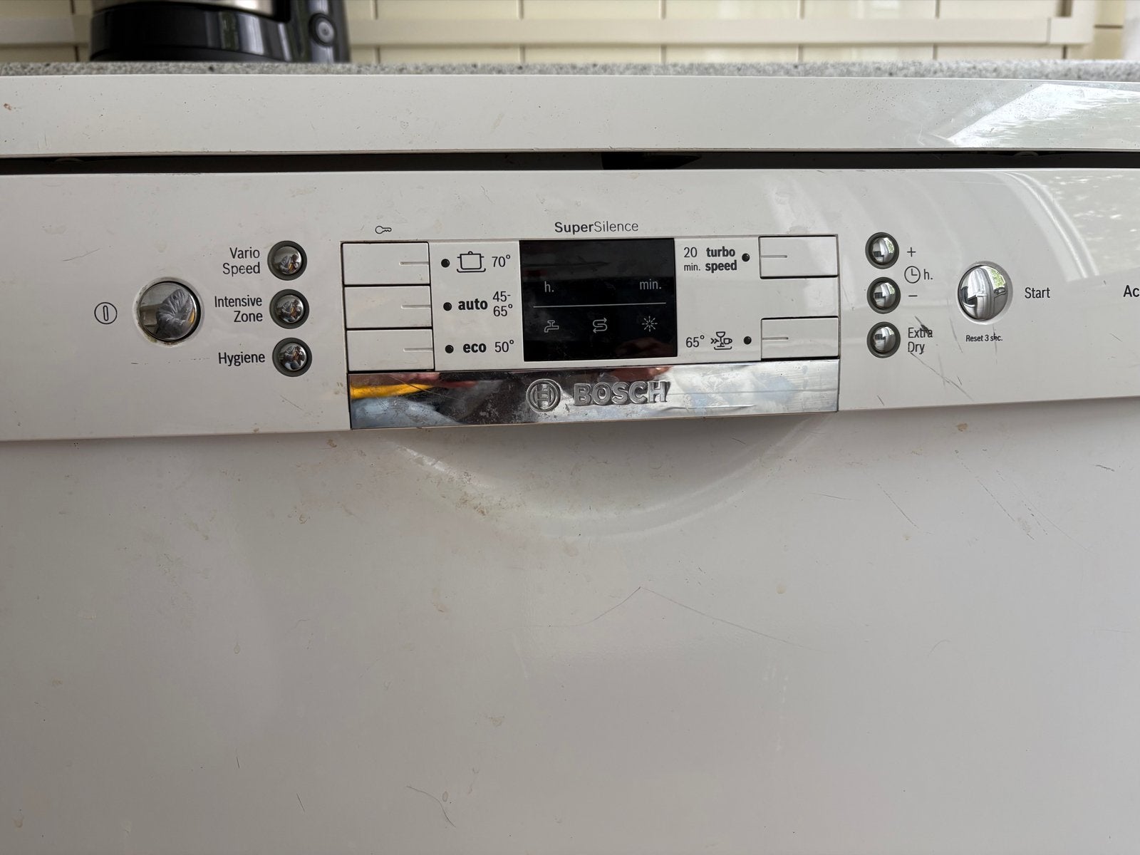Bosch SuperSilence Vaatwasser - Wit, Gebruikt, Witgoed en Apparatuur, Vaatwasmachines, Ophalen, Gebruikt, 60 cm of meer, Eco programma