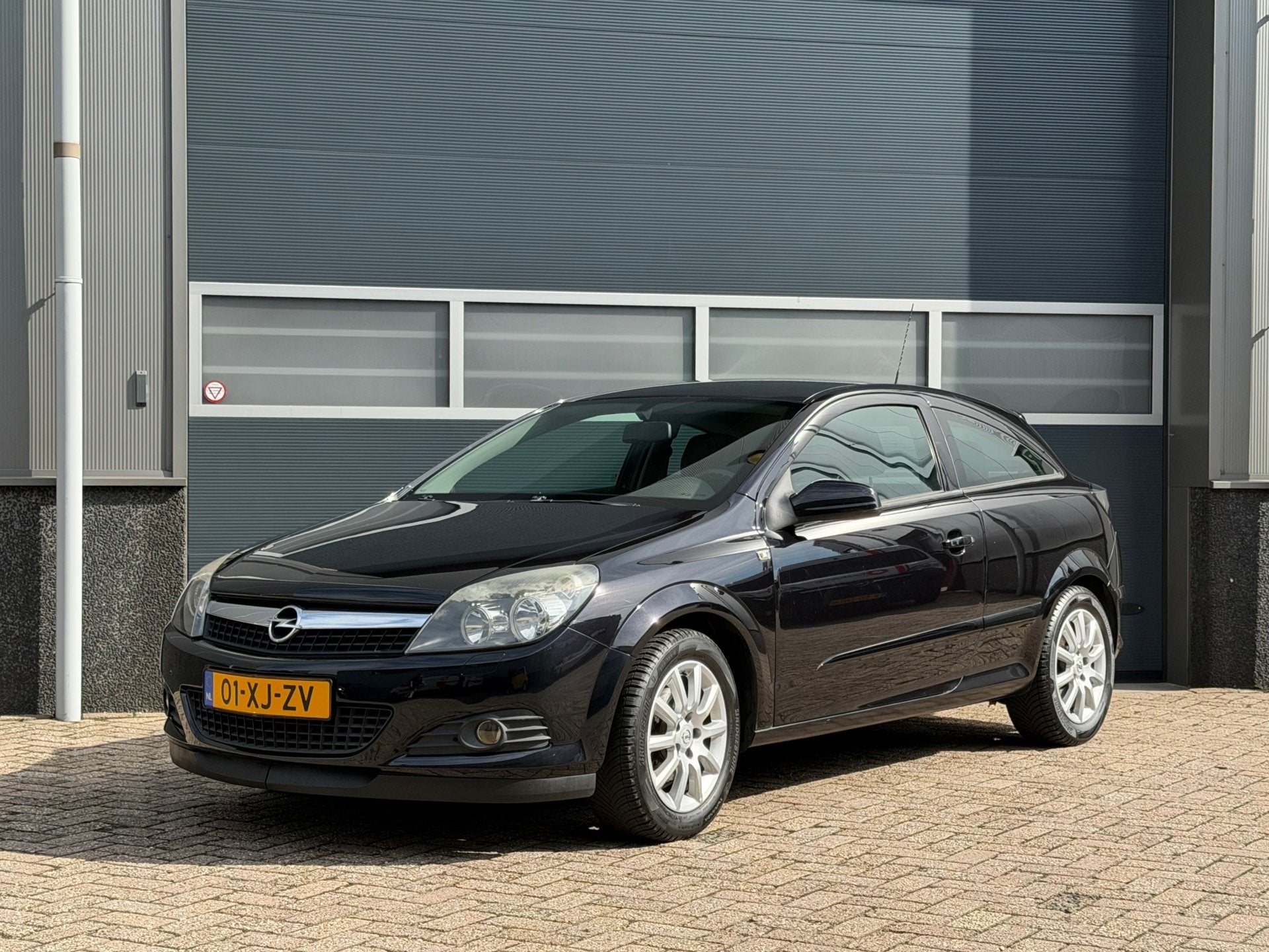 Opel Astra GTC 1.6 bj.2007 Autom|Airco|Coupe|Nap., Auto's, Gebruikt, 4 cilinders, 635 kg, 116 pk