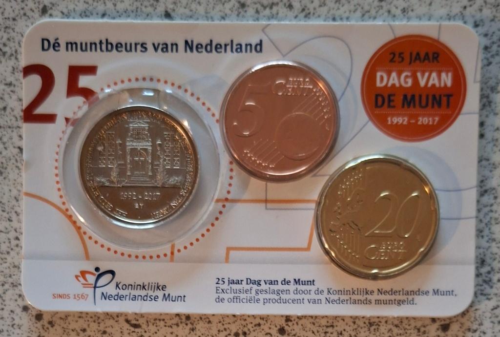 Coincard 2017, 25 jaar Dag van de Munt., Postzegels en Munten, Munten | Nederland, Verzenden, Koningin Beatrix, Euro's, Setje