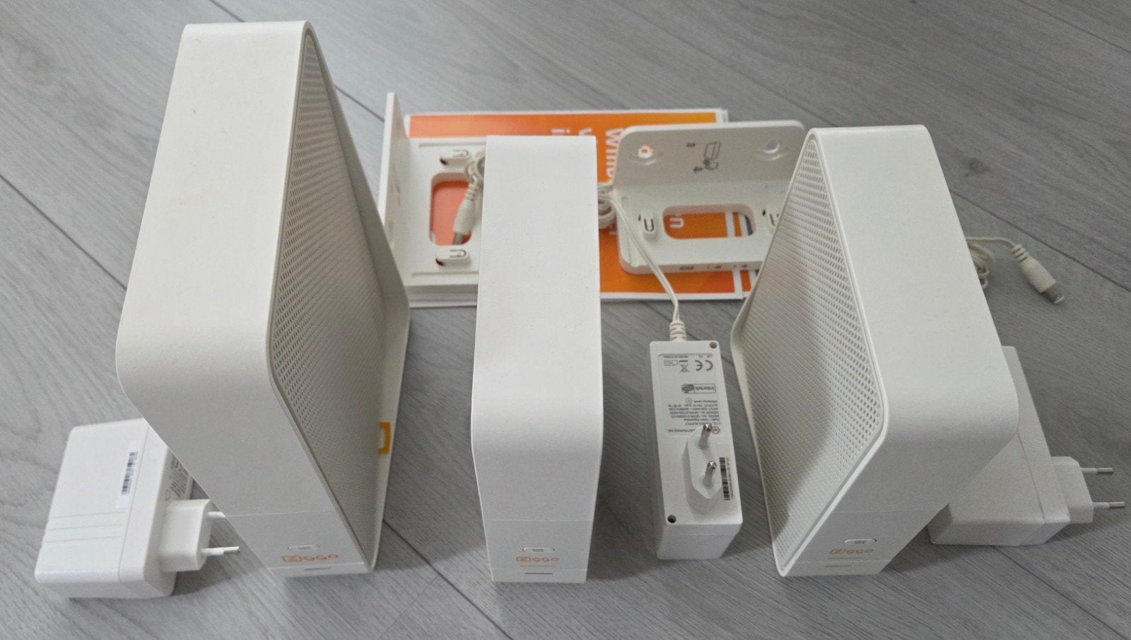 Wifi router booster versterker 2.4 en 5 GHz, WiFi modem, Ophalen of Verzenden, Zo goed als nieuw, Ziggo WiFi booster