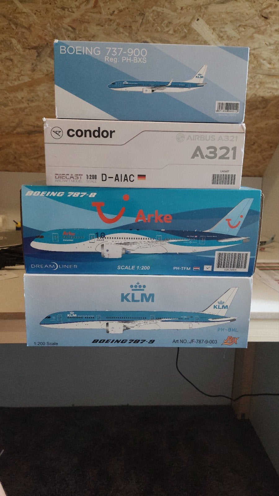 4 1:200 diecast modellen, Ophalen of Verzenden, Schaalmodel