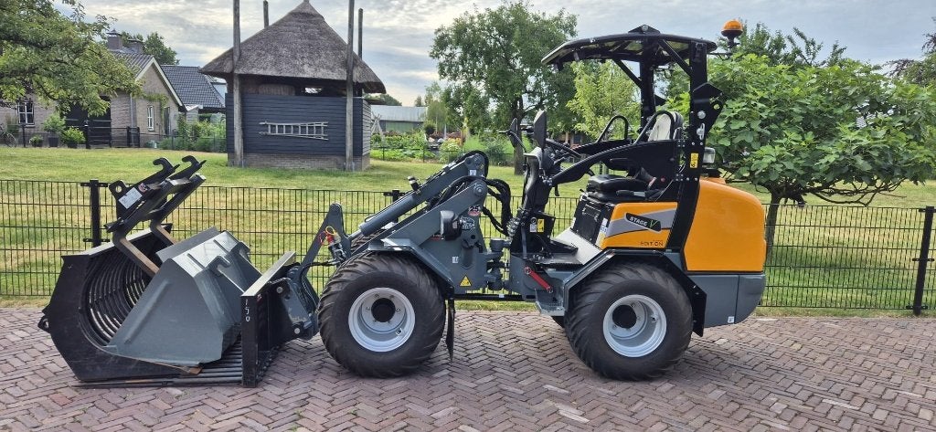 GIANT G2500 X-TRA HD – SLECHTS 130 UUR -NIEUW-, Ophalen, Wiellader of Shovel