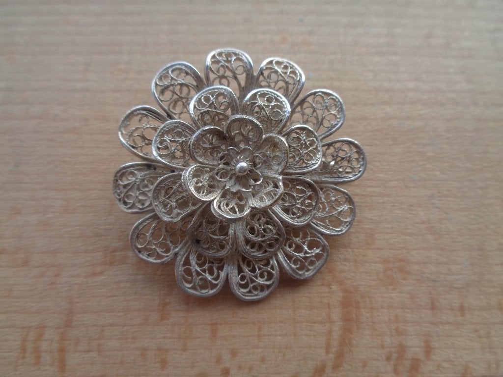 zilveren filigrain bloem broche [954], 4 tot 7 cm, Verzenden, Zo goed als nieuw, Zilver