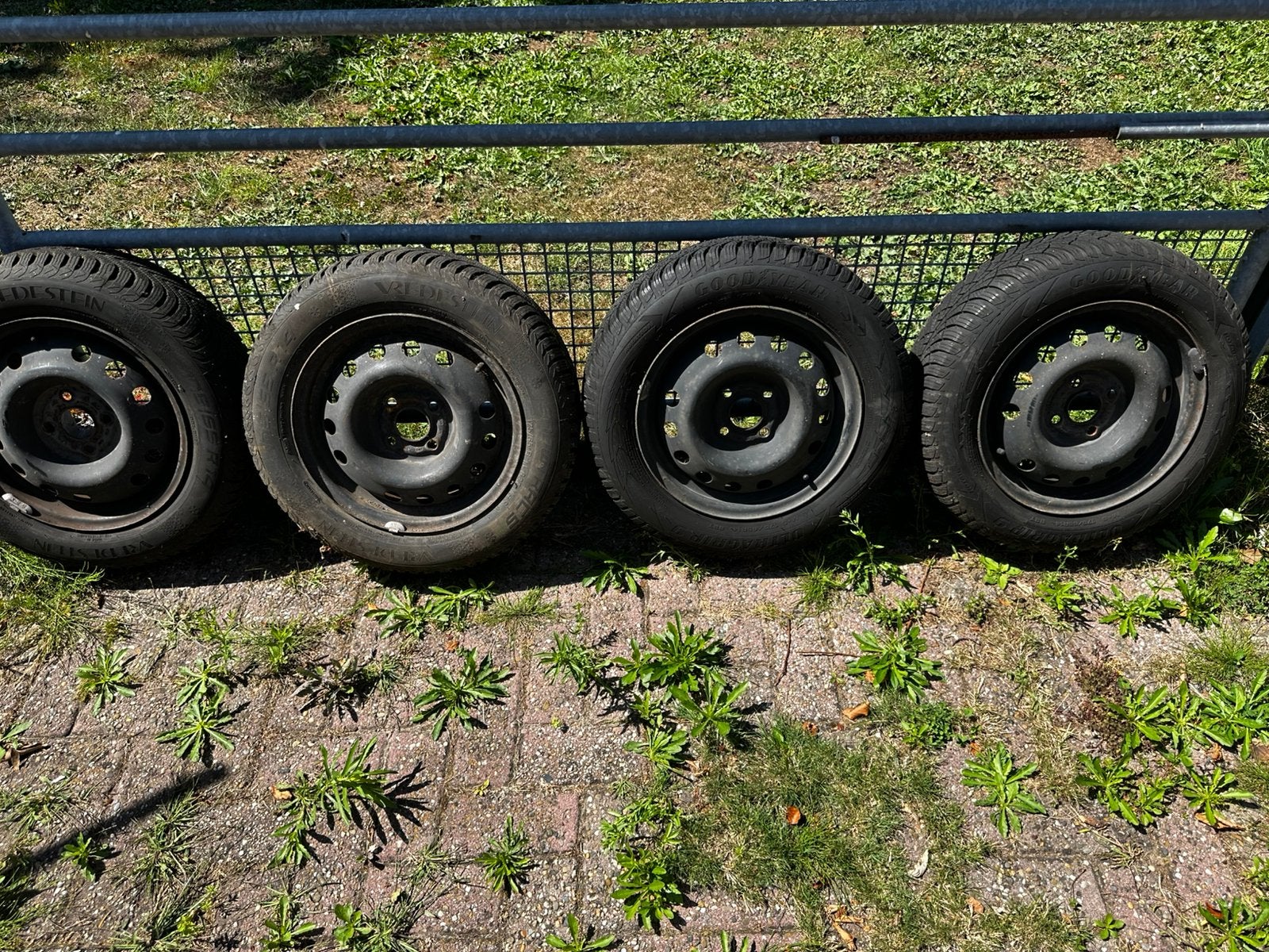 4 winterwielen 175/65 R14 Vredestein/Goodyear Opel Corsa D, Auto-onderdelen, Ophalen, Gebruikt, Opel