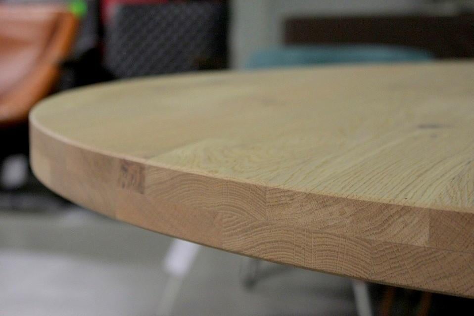Prachtige ronde tafel eettafel metaal eikenhout kruispoot, Huis en Inrichting, Tafels | Eettafels, Ophalen, Rond, Nieuw, Vijf personen of meer