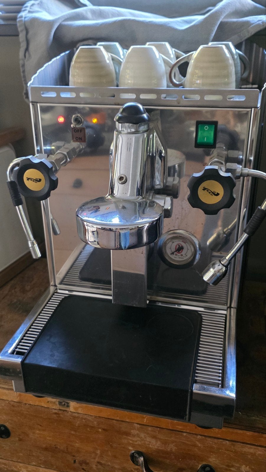 Fiorenzato Espresso Apparaat - Klassiek Design, Espresso apparaat, Zo goed als nieuw, 2 tot 4 kopjes, Gemalen koffie