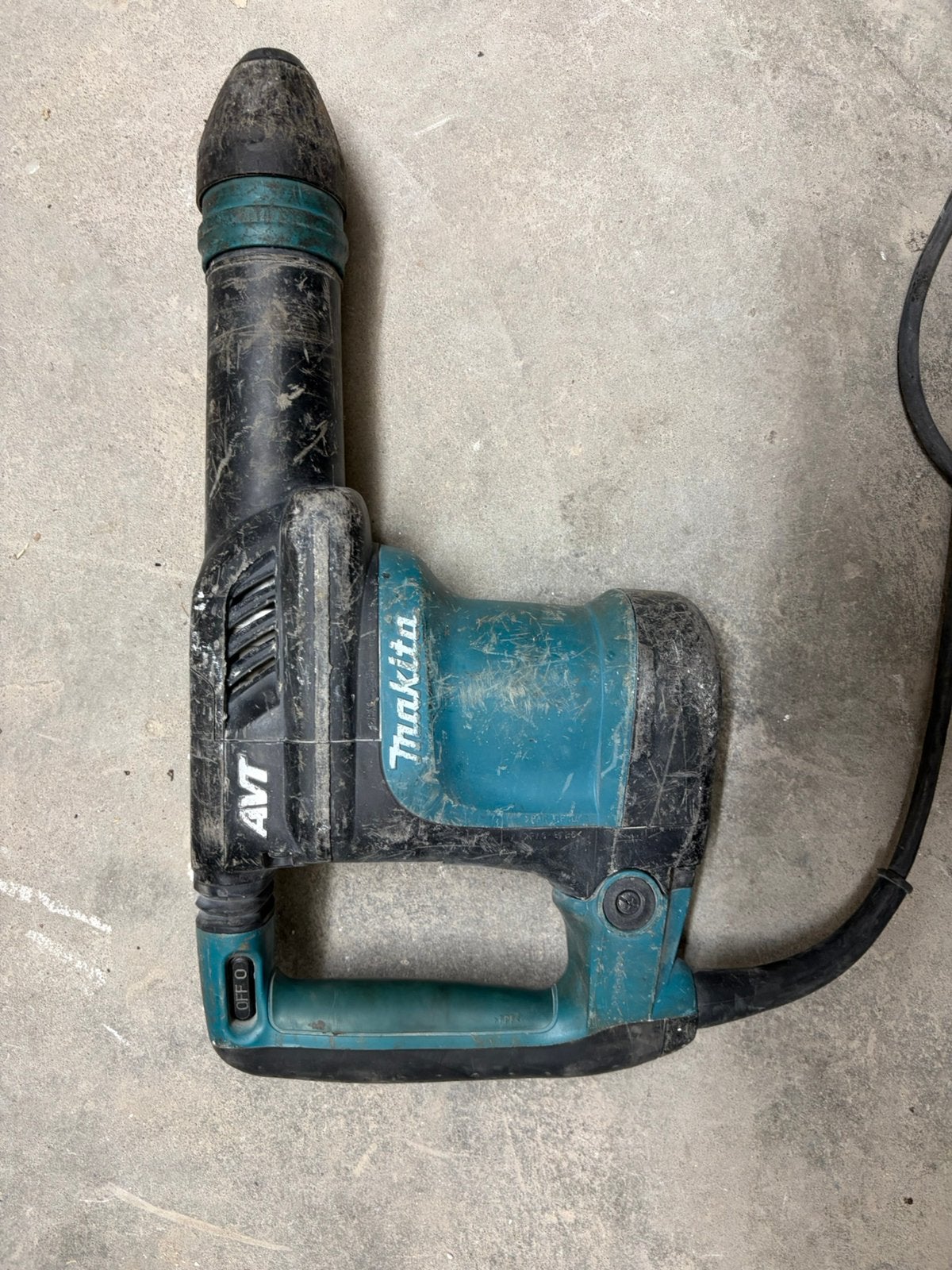Makita Breekhamer AVT HM0871C, Ophalen of Verzenden, Gebruikt, 600 watt of meer, Boor- en/of Breekhamer