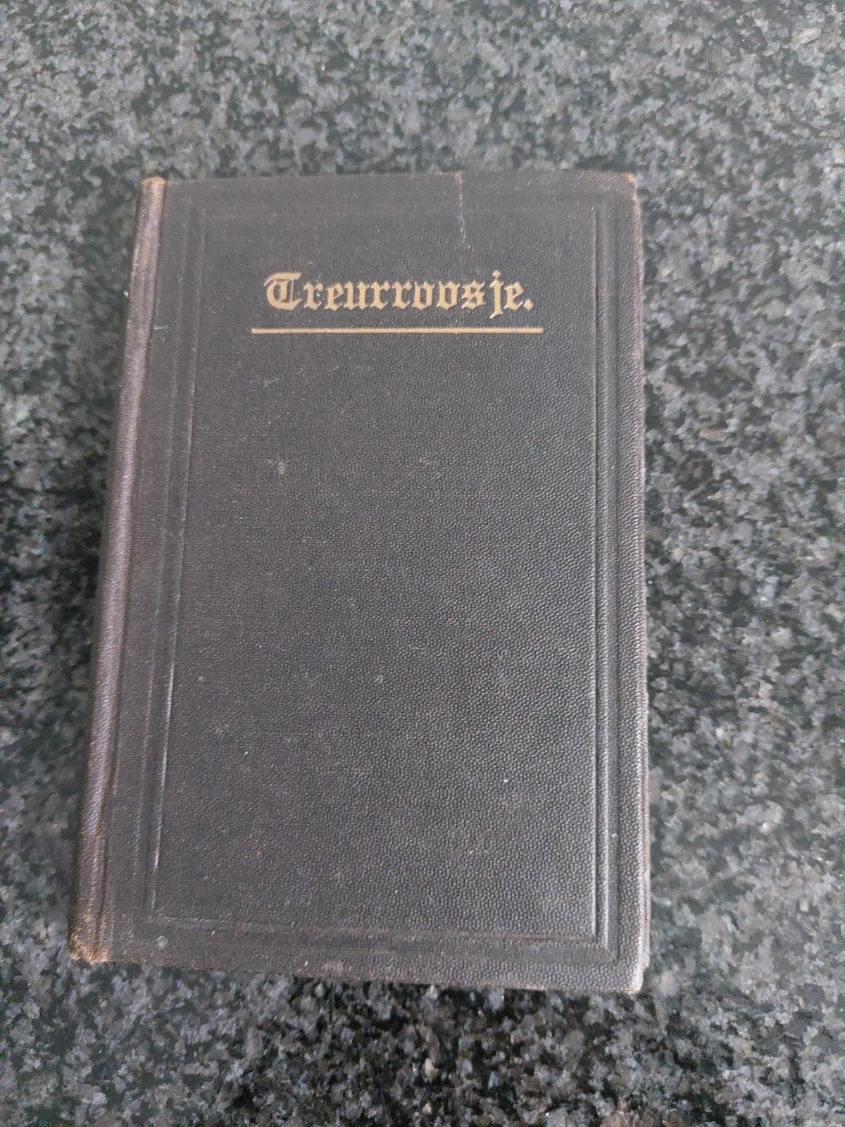 Prachtig boekje Treurroosje gebedenboek 1906, Ophalen, Gelezen